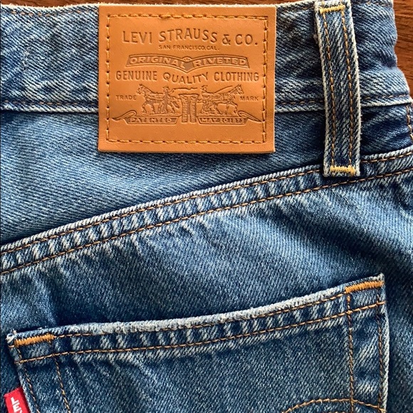 Levi’s Ribcage Straight Size 24 - Picture 6 of 7